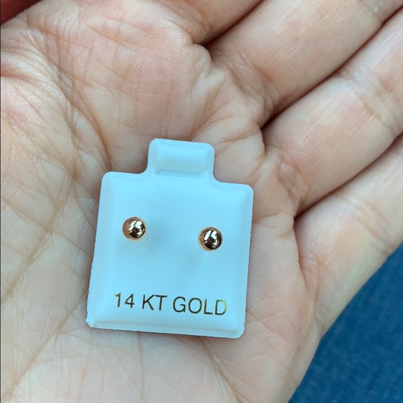 14k Rose Yellow Gold Stud Earrings 4mm - Picture 2 of 11